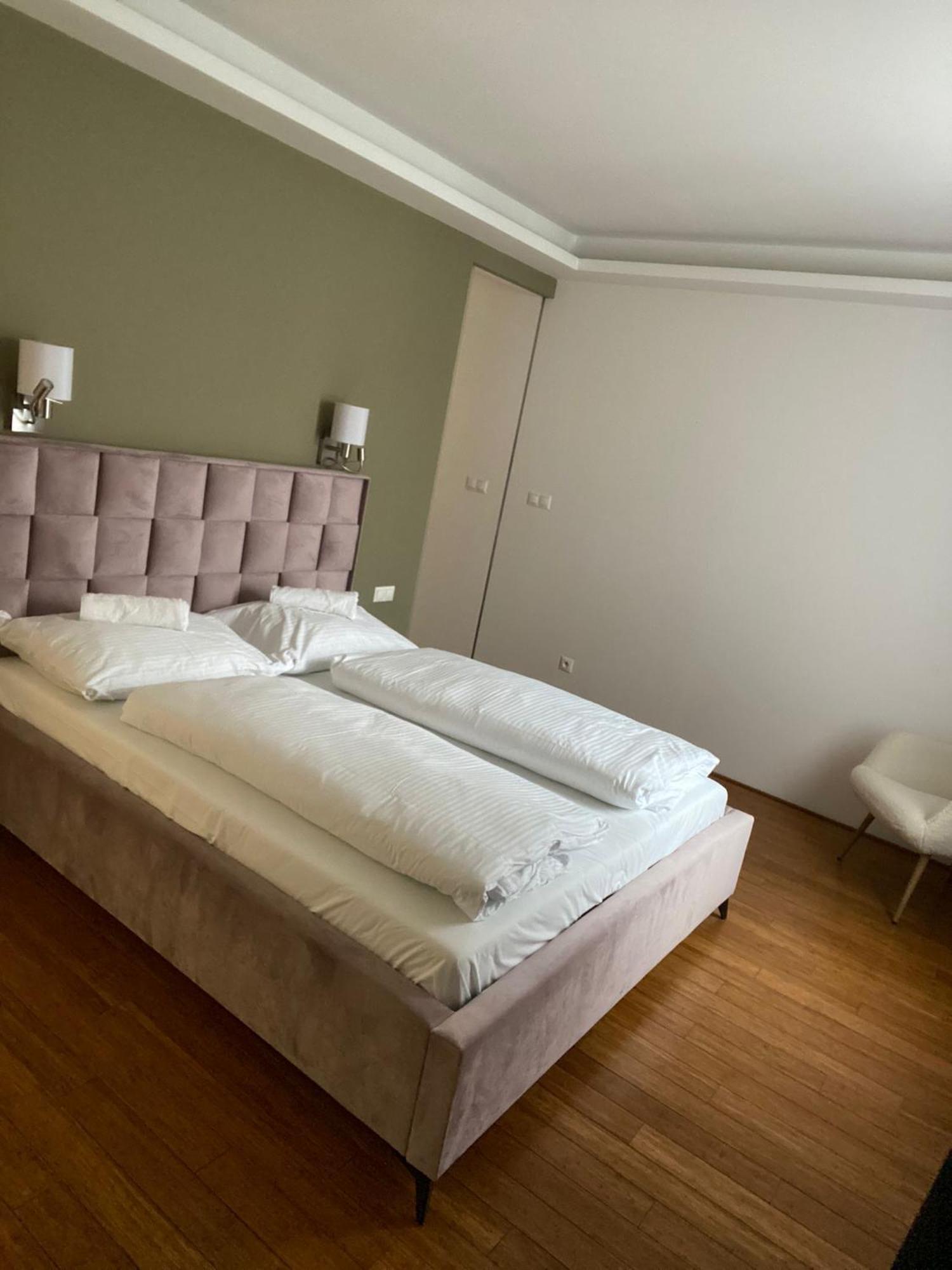 Old Town Apartment ブラチスラヴァ エクステリア 写真
